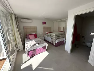 Penthouse Duplex in Nueva Andalucía