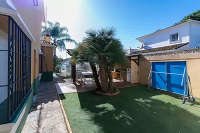 Detached Villa in Las Chapas