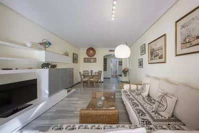 Middle Floor Apartment in Puerto Banús