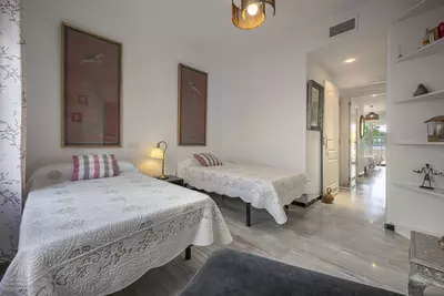 Middle Floor Apartment in Puerto Banús