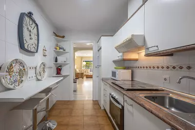 Middle Floor Apartment in Puerto Banús