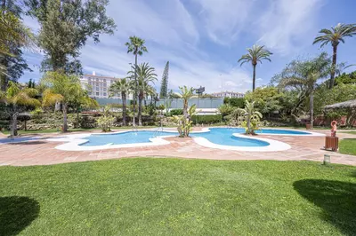 Middle Floor Apartment in Puerto Banús