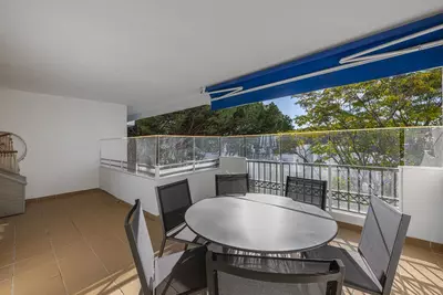 Middle Floor Apartment in Puerto Banús