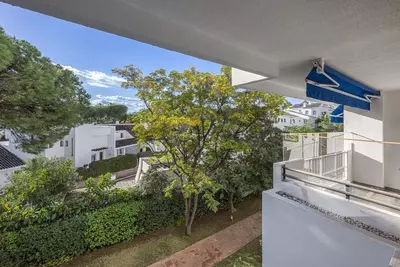 Middle Floor Apartment in Puerto Banús
