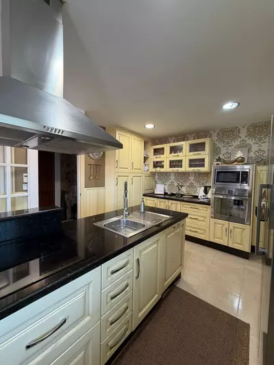 Penthouse in Estepona