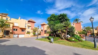 Townhouse in Nueva Andalucía
