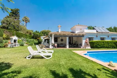 Detached Villa in Estepona