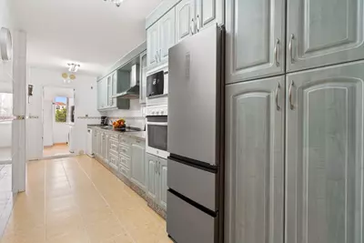 Middle Floor Apartment in Estepona