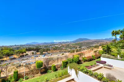 Middle Floor Apartment in Marbella