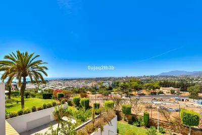Middle Floor Apartment in Marbella