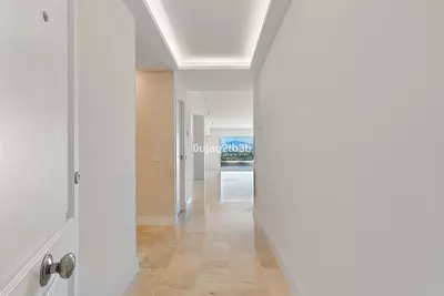 Middle Floor Apartment in Marbella