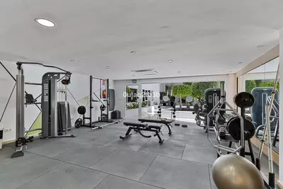 Middle Floor Apartment in Marbella