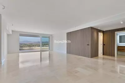 Middle Floor Apartment in Marbella