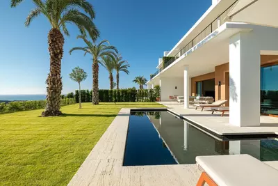 Ground Floor Apartment in Casares