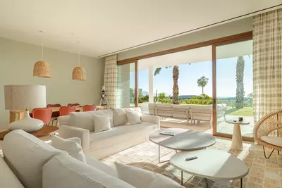 Ground Floor Apartment in Casares