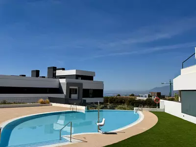 Middle Floor Apartment in Marbella