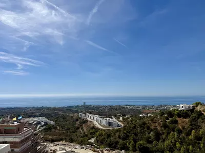 Middle Floor Apartment in Marbella