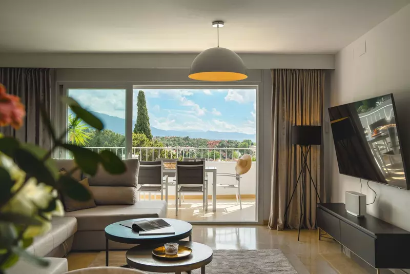 Middle Floor Apartment in Nueva Andalucía