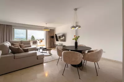 Middle Floor Apartment in Nueva Andalucía