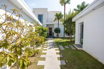 Detached Villa in Nueva Andalucía