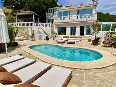 Detached Villa in El Padron
