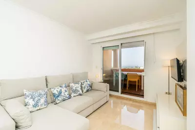 Middle Floor Apartment in Elviria