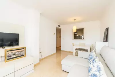 Middle Floor Apartment in Elviria