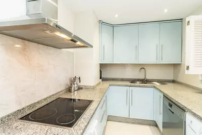 Middle Floor Apartment in Elviria
