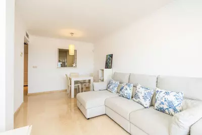 Middle Floor Apartment in Elviria