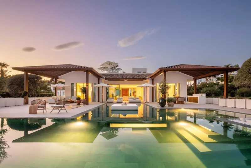 Detached Villa in Nueva Andalucía