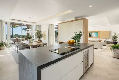 Detached Villa in Nueva Andalucía