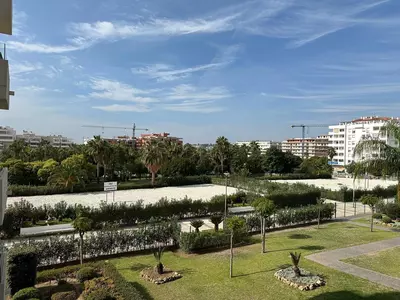 Middle Floor Apartment in Nueva Andalucía