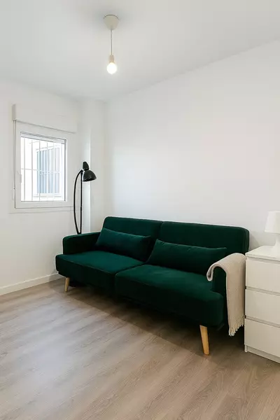 Middle Floor Apartment in Nueva Andalucía