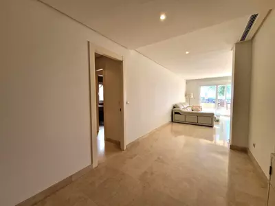 Middle Floor Apartment in Marbella
