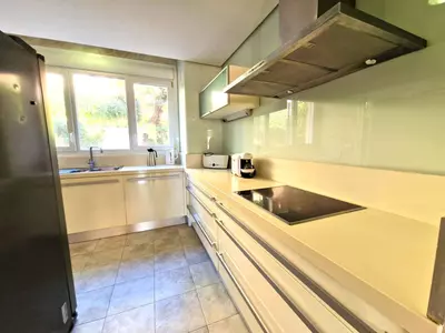 Middle Floor Apartment in Marbella
