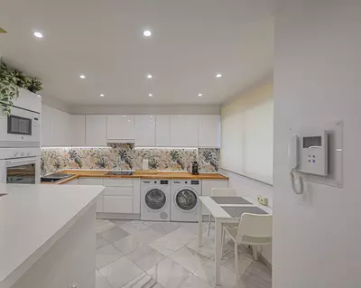 Middle Floor Apartment in Estepona
