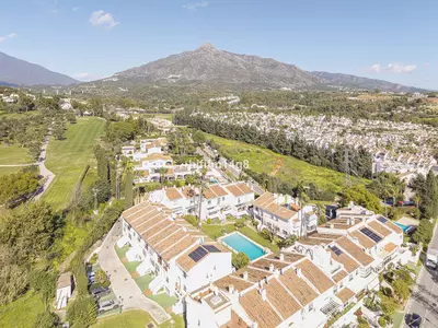 Townhouse in Nueva Andalucía