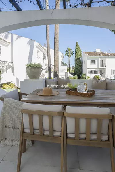 Townhouse in Nueva Andalucía