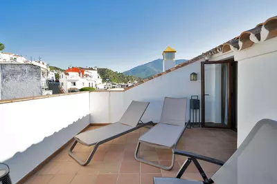 Top Floor Apartment in Benahavís