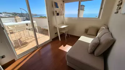 Middle Floor Apartment in Estepona