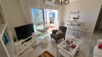 Middle Floor Apartment in Estepona