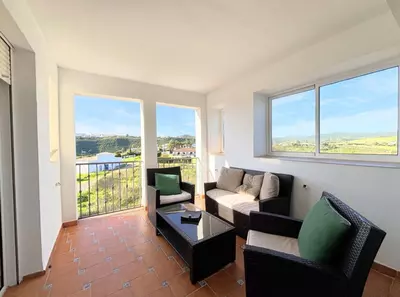 Middle Floor Apartment in Manilva