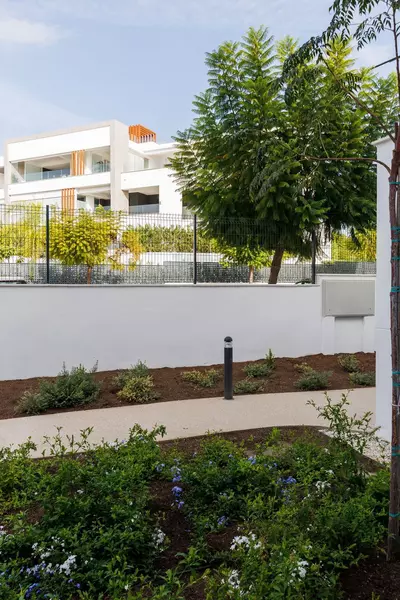 Middle Floor Apartment in Cancelada