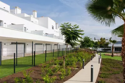 Middle Floor Apartment in Cancelada