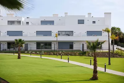 Middle Floor Apartment in Cancelada