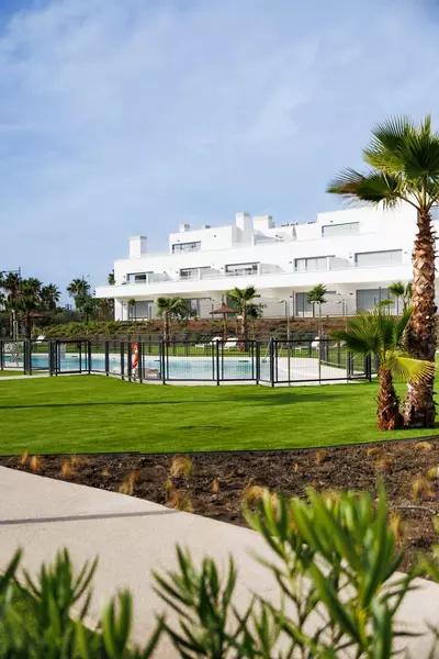 Middle Floor Apartment in Cancelada