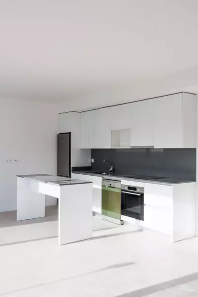Middle Floor Apartment in Cancelada