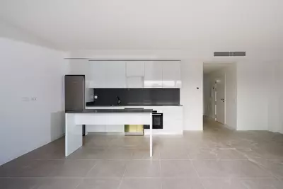 Middle Floor Apartment in Cancelada