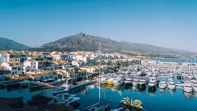 Middle Floor Apartment in Puerto Banús
