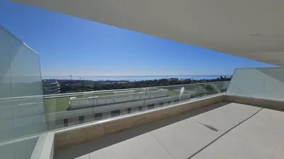 Middle Floor Apartment in Estepona